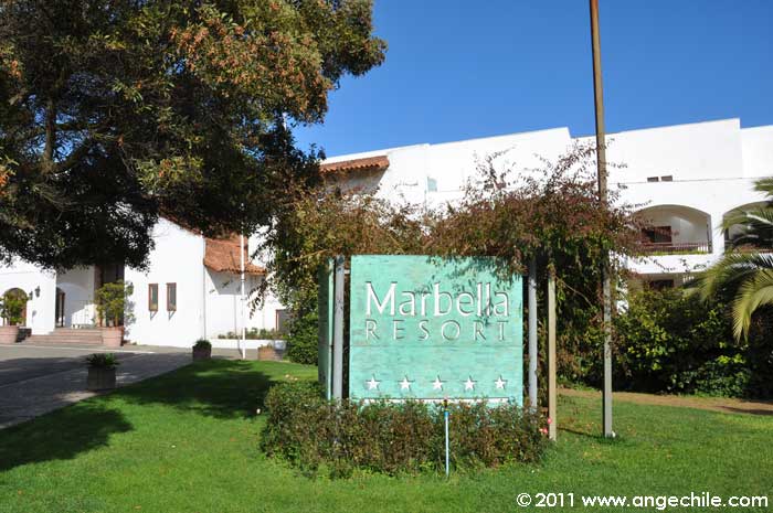 Hotel Marbella Resort Chile Sign