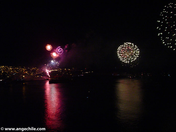 Fuegos artificiales en Valparaiso, Chile