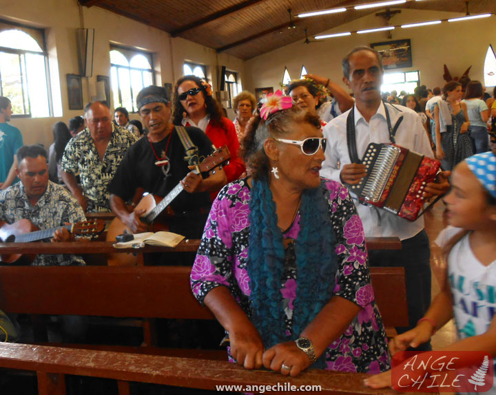 Coro de la Iglesia de Isla de Pascua